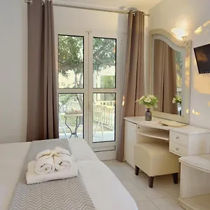 4* Nocleg ze śniadaniem Orizon Tagoo Mykonos